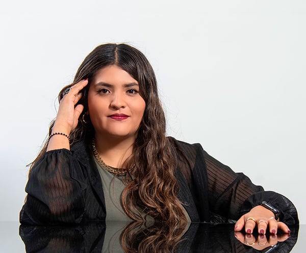 Alin Beltrán - Moderadora 